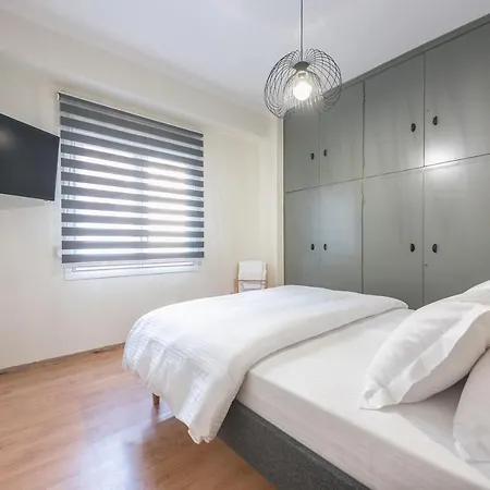 Apartment Center Spacious *