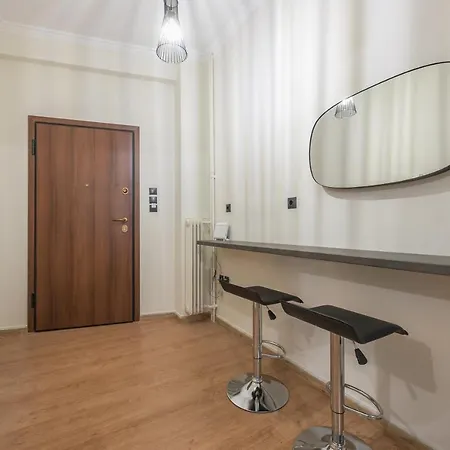 Center Spacious *